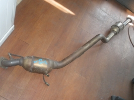 Mercedes Benz - Exhaust  - catalytic converter